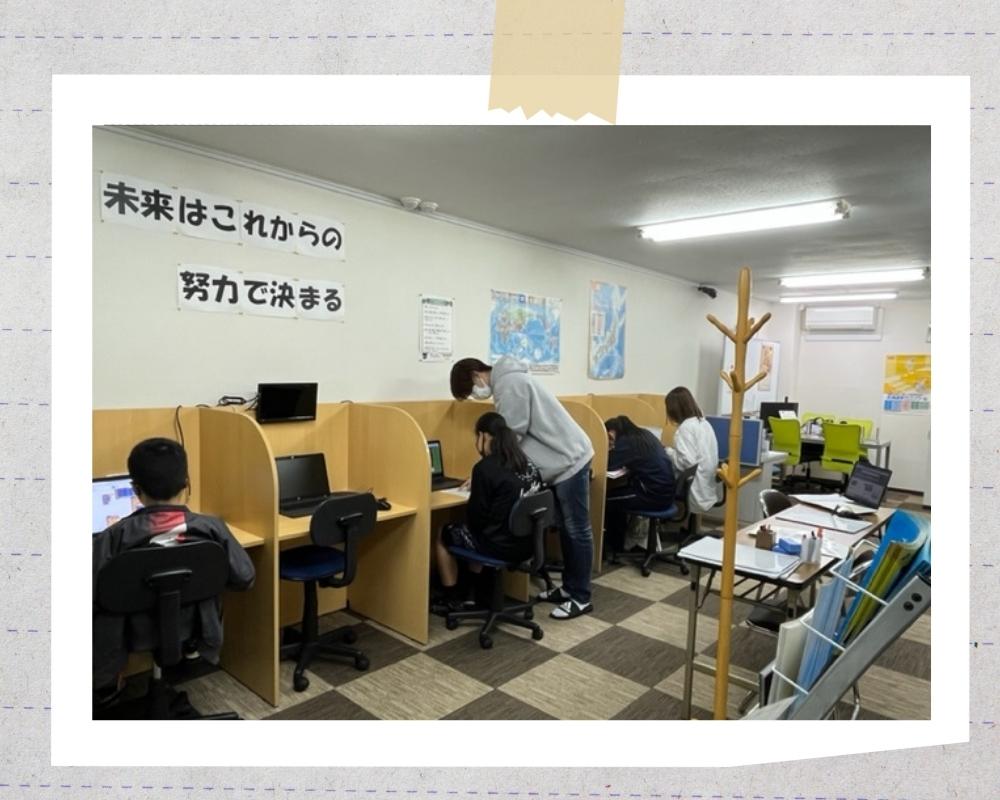 ガンバルマン学習塾 釧路校は個別指導なので分からない時はすぐに先生が来て解説してっくれます。